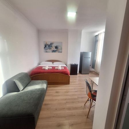 Albania Apartment Comfort Near Tirana City Center Exterior photo